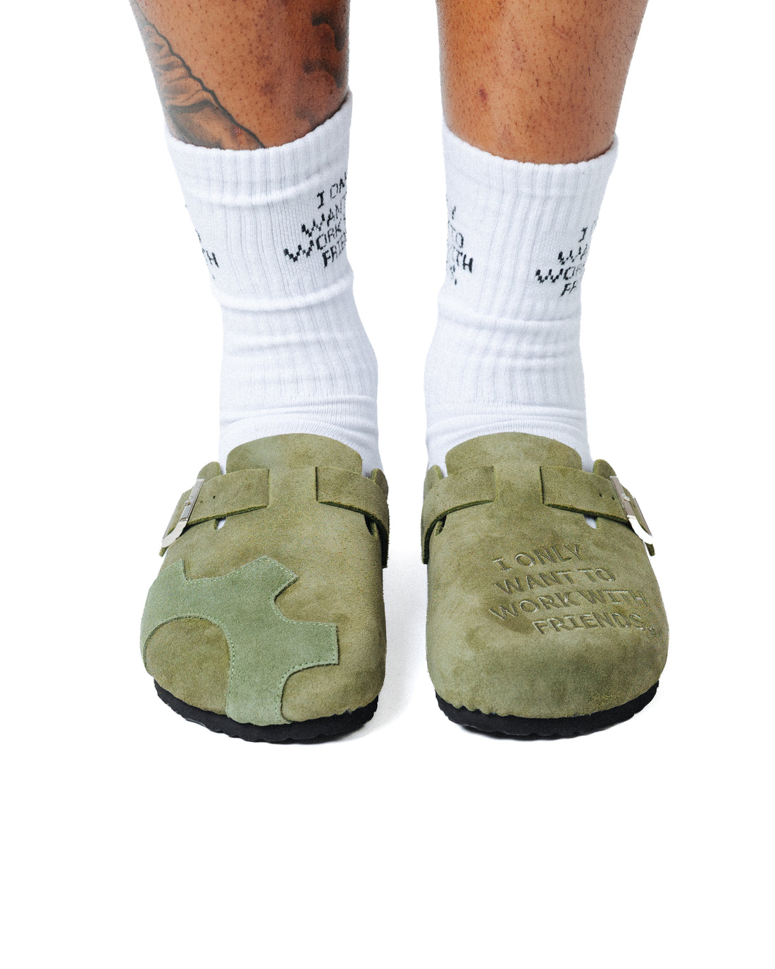 ENGINEERED SUEDE CLOG (OLIVE)