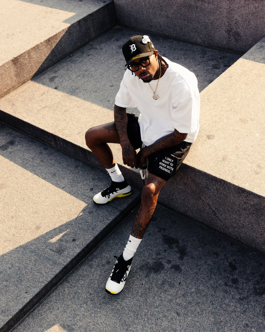 MULTI POCKET SHORTS