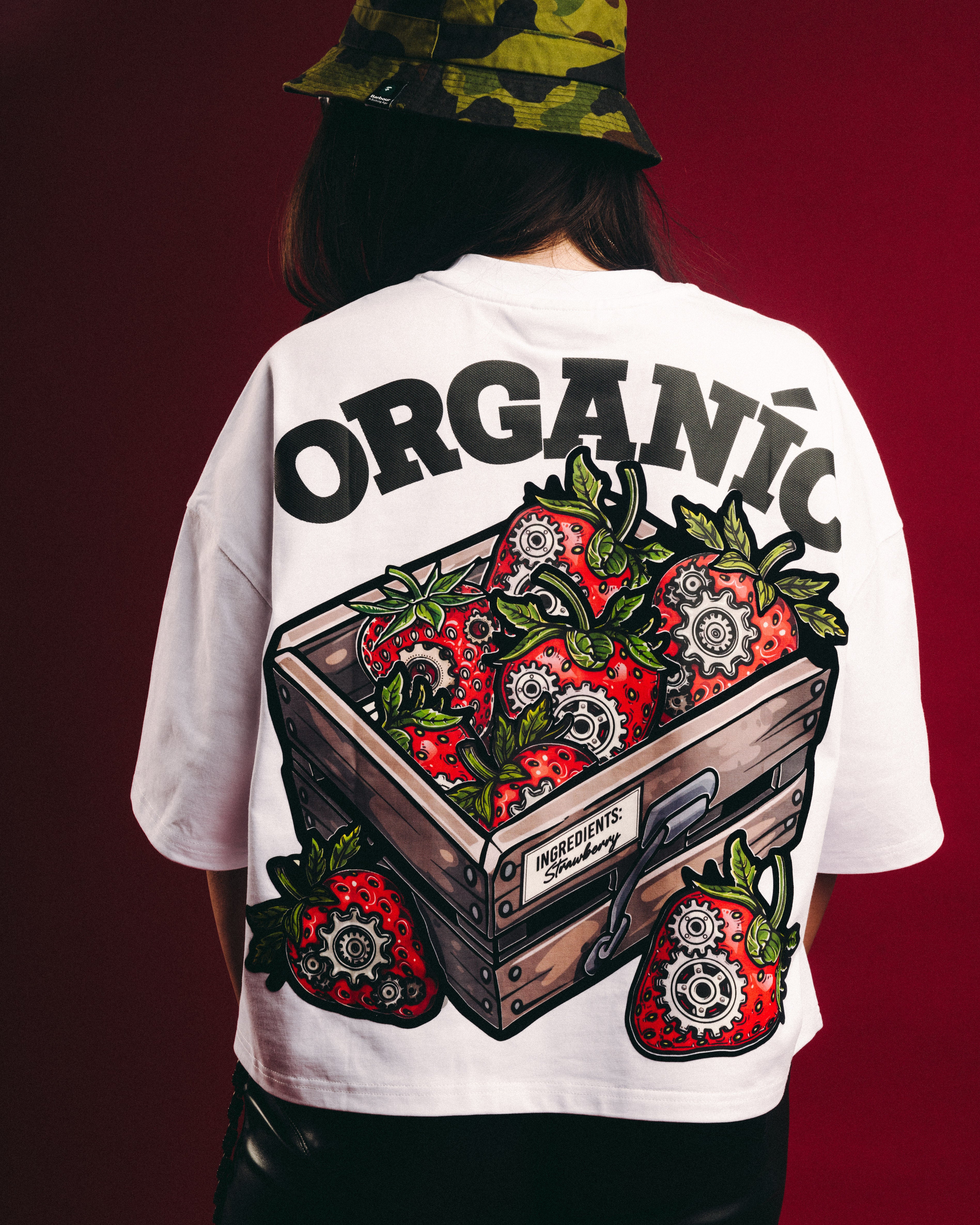 VeryOrganíc Strawberry Tee ( White )