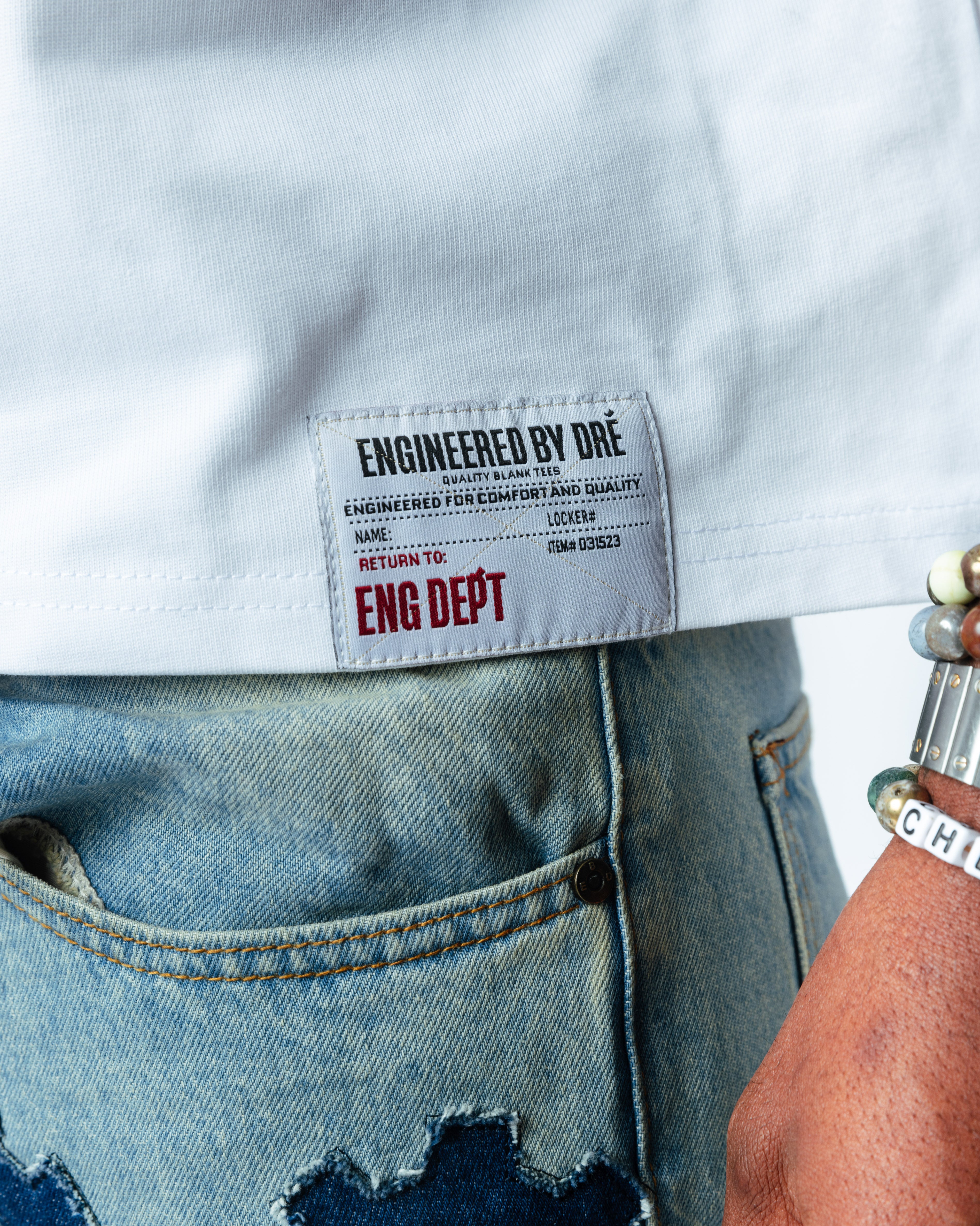 AIN'T SO BLANK TEE ( WHITE )